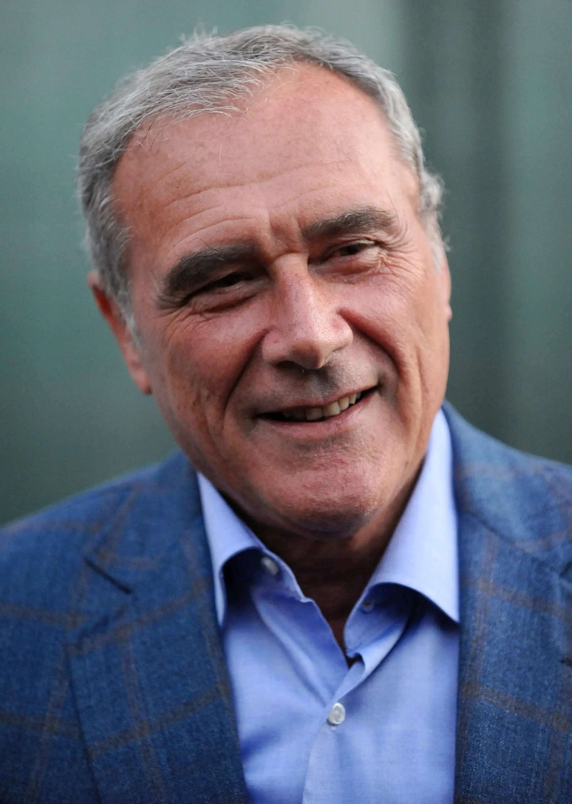 La Vita e la Carriera di Pietro Grasso image 1