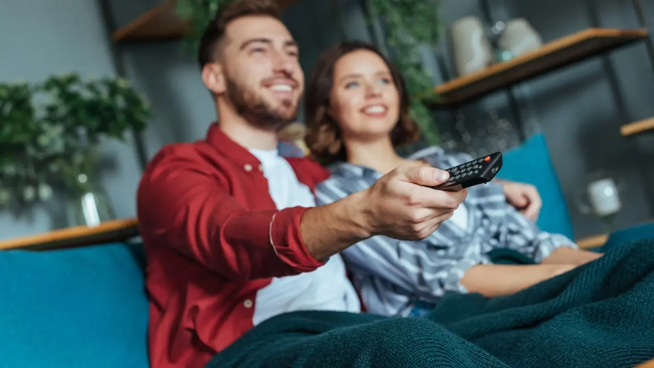 Programmi TV Stasera 14 Febbraio 2024: Cosa Guardare