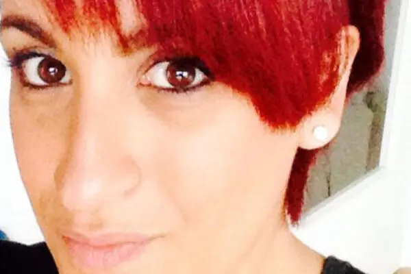 Roberta Martucci: Storia e Successi della Cantante Italiana