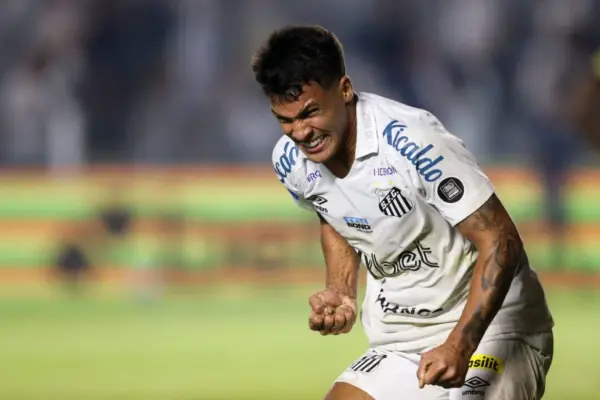 Santos Napoli: La Connessione tra Due Icone del Calcio