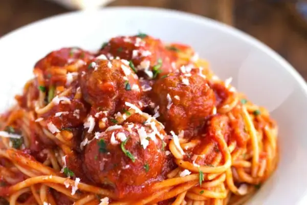 Spaghetti: La Storia e la Rivoluzione della Cucina Italiana