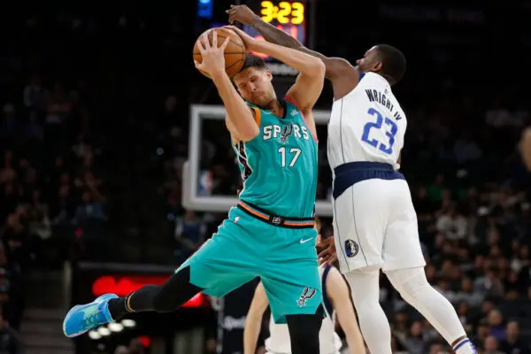 La Rivalità tra Spurs e Mavericks nel Campionato NBA image 1
