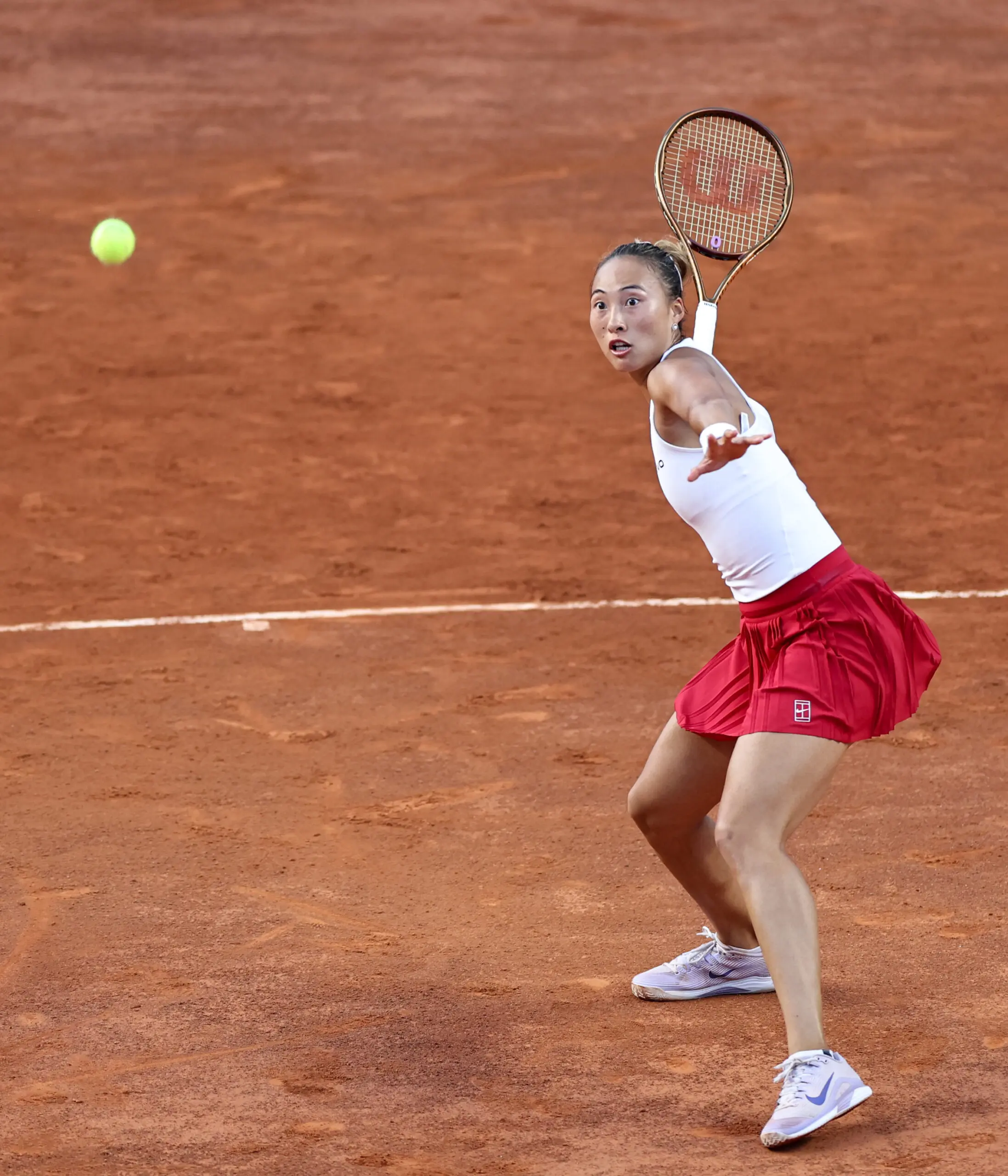 Zheng Qinwen: La nuova stella nel tennis mondiale