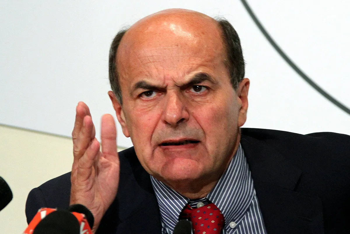 Bersani: Riflessioni sulla vita e la musica al Teatro Duse di Bologna