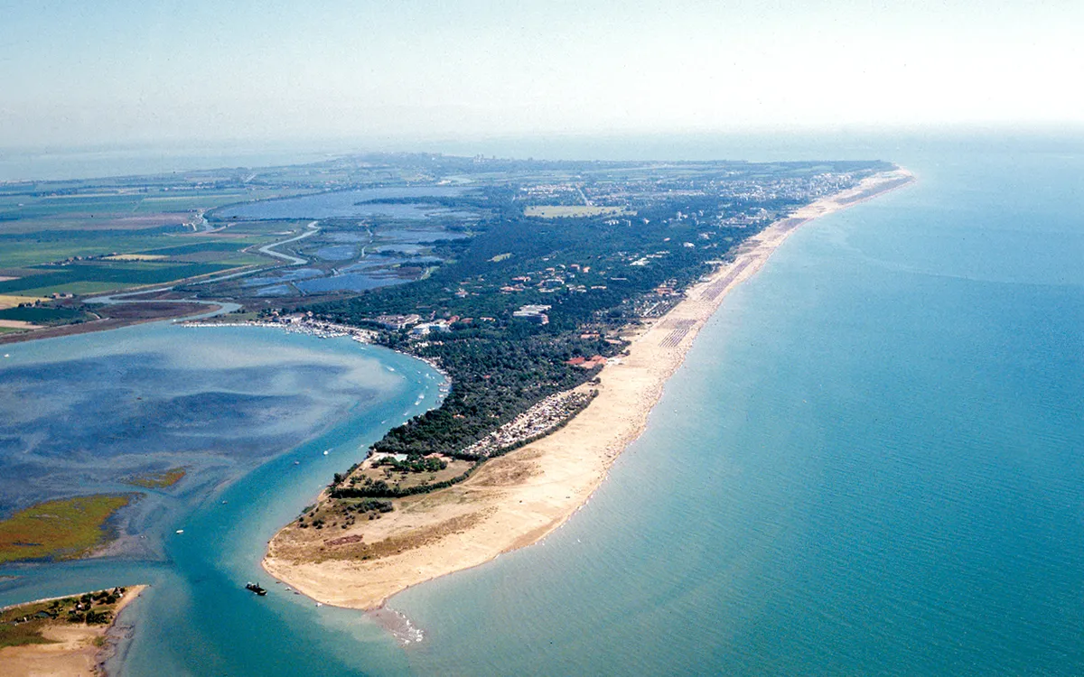 Bibione: il TOUR STADI 2027 parte dallo Stadio Comunale