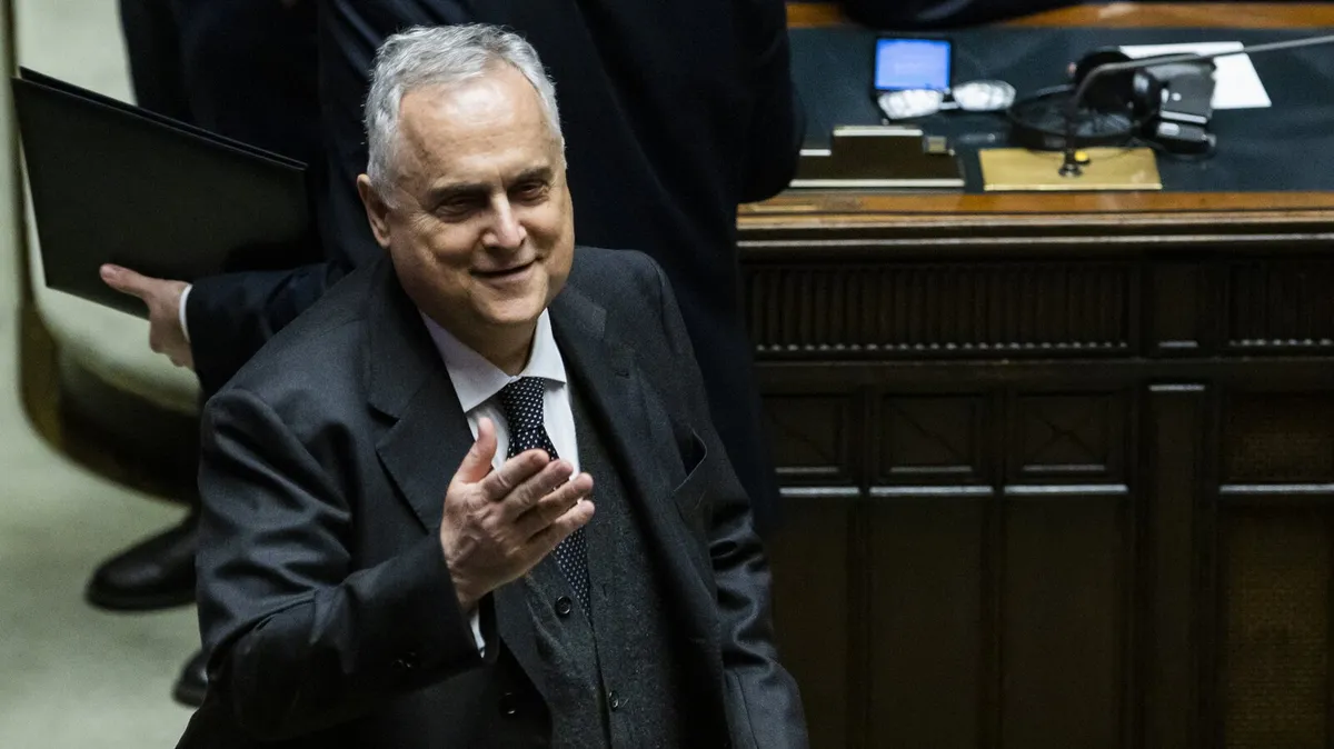 Gasparri: Qual è il futuro di Maurizio  in Forza Italia?