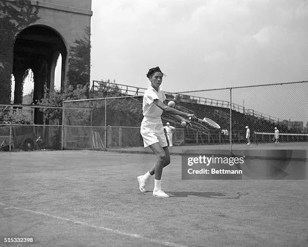 Gibson tennis