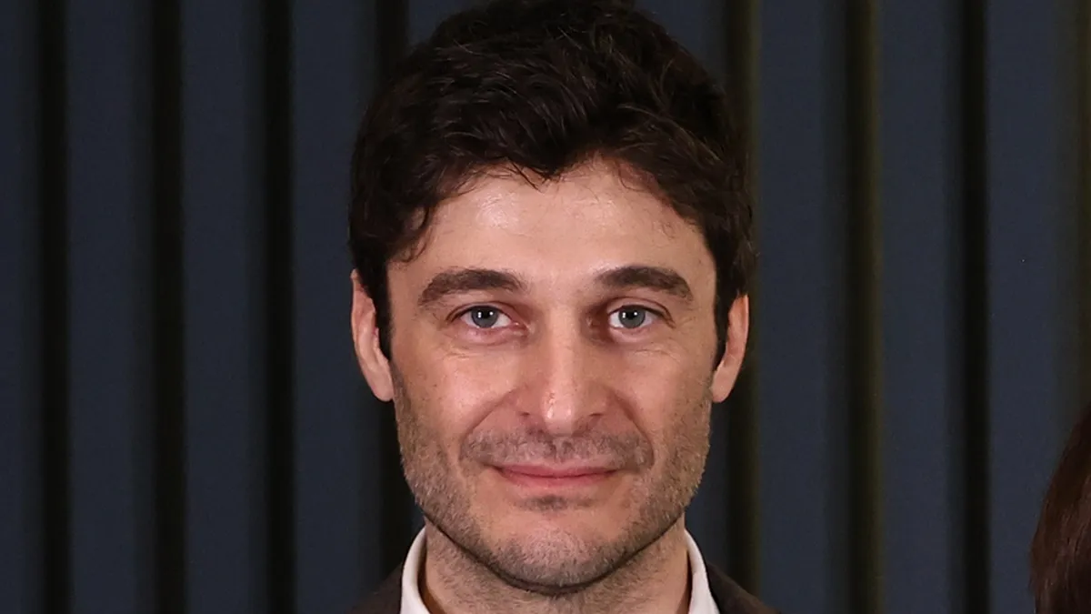 Lino Guanciale protagonista in ‘Le libere donne’