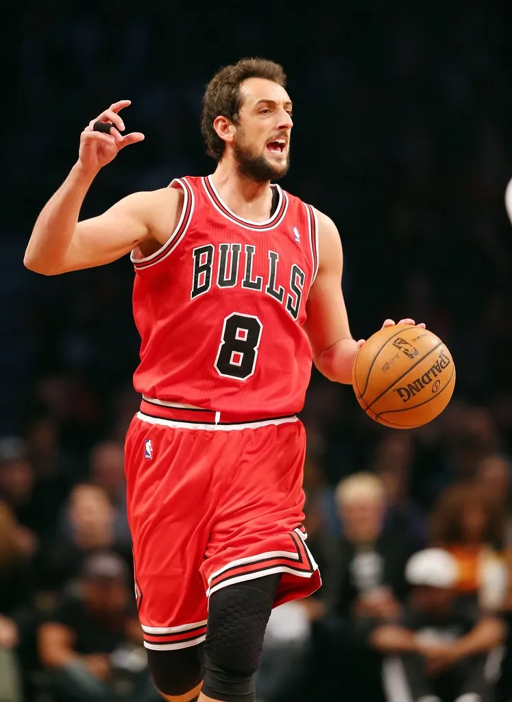 Marco belinelli: un viaggio tra successi e ritiri