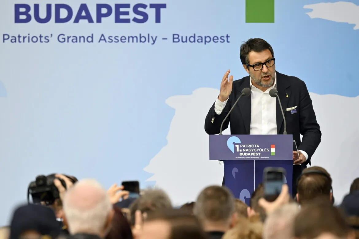 Matteo salvini: Cosa significa per  la morte di Umberto Bossi?