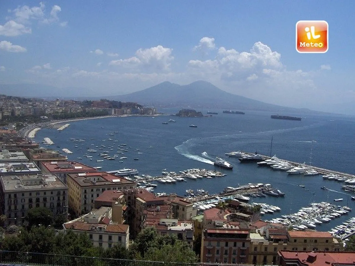 Meteo Napoli: Previsioni e Condizioni del 16 Marzo 2026