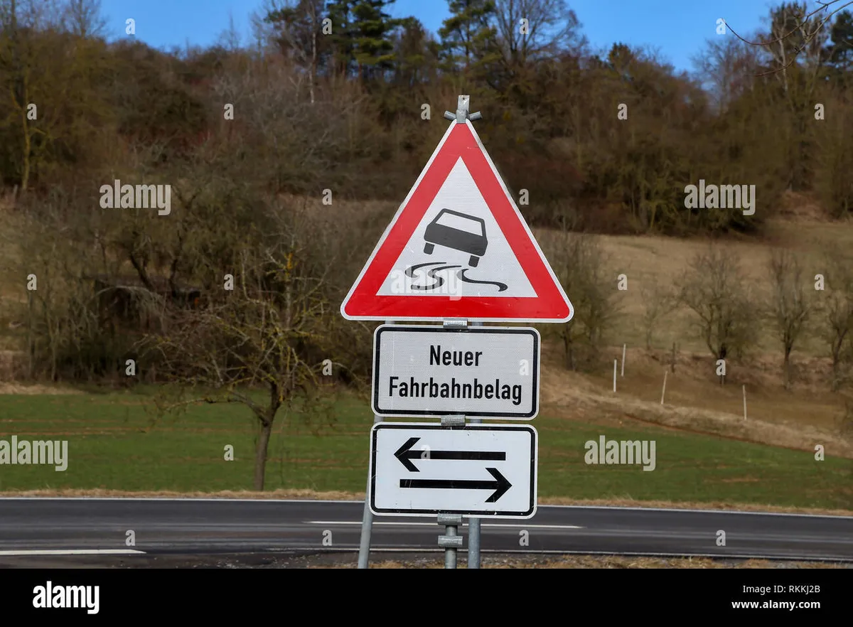 Nuovo cartello stradale: Il : corsie riservate e carpooling