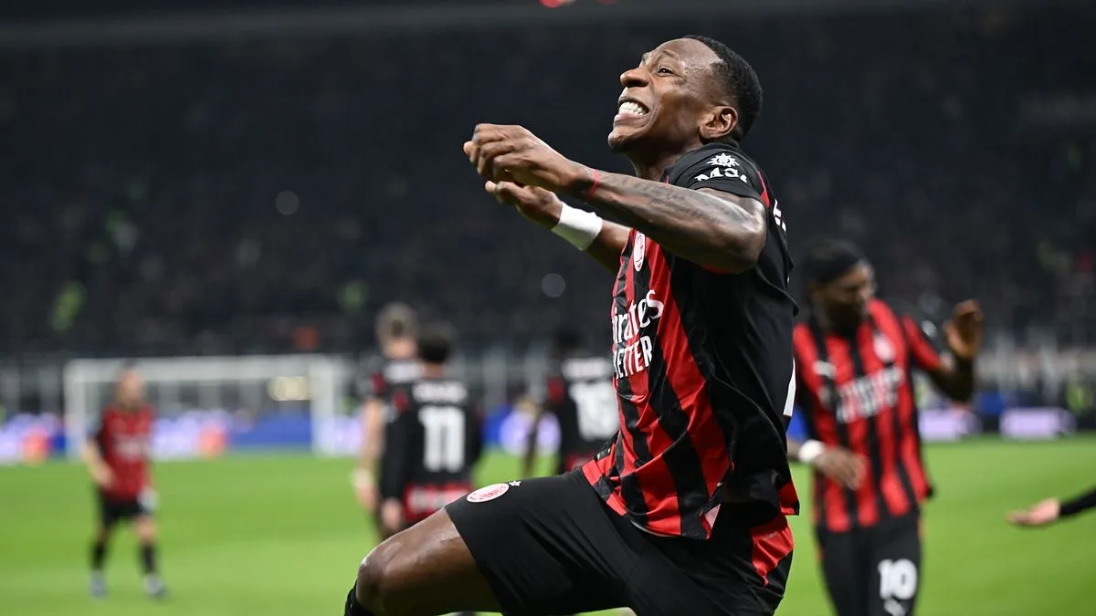 Pervis Estupiñán: il primo gol in Serie A e un derby da record