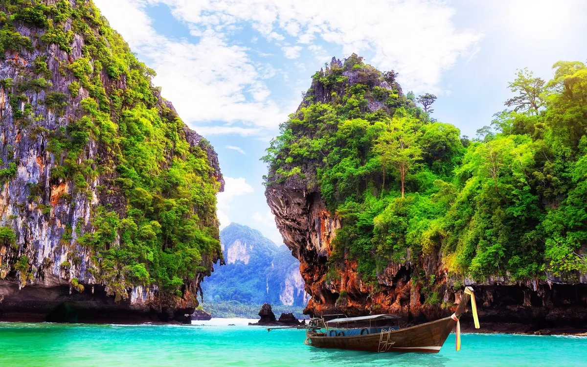 Thailandia: Aggiornamenti sulla : Alessandro Livraghi bloccato a Jomtien Beach