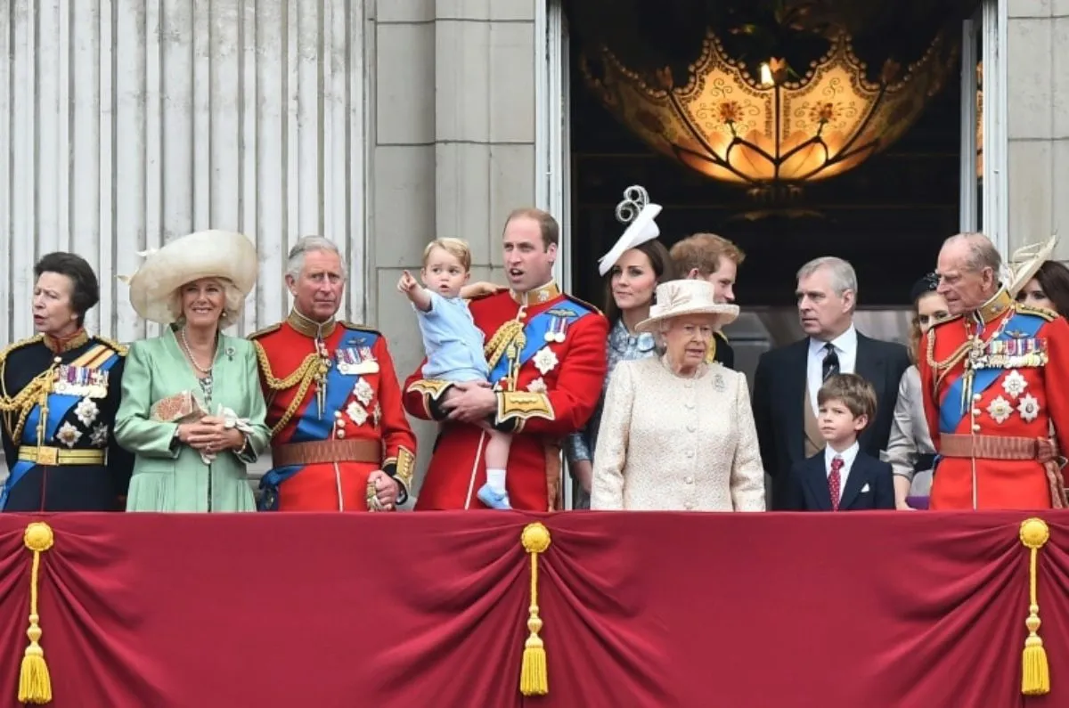 Famiglia reale: Cosa accadrà per il centenario di Elisabetta II nella ?