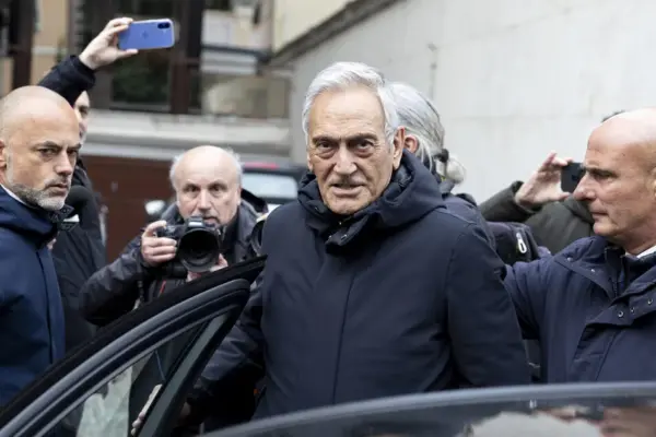 gravina dimesso — IT news