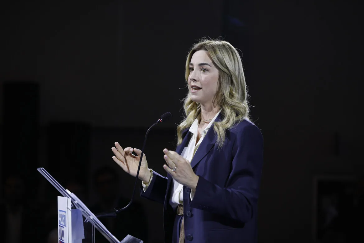 Matteo Renzi sostiene Silvia Salis per la candidatura contro Giorgia Meloni?