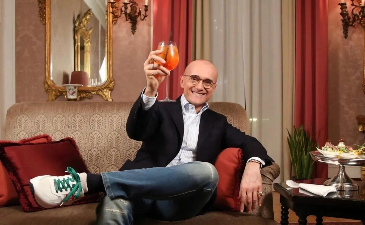 Alfonso Signorini: cosa sta succedendo con il settimanale ‘Chi’?