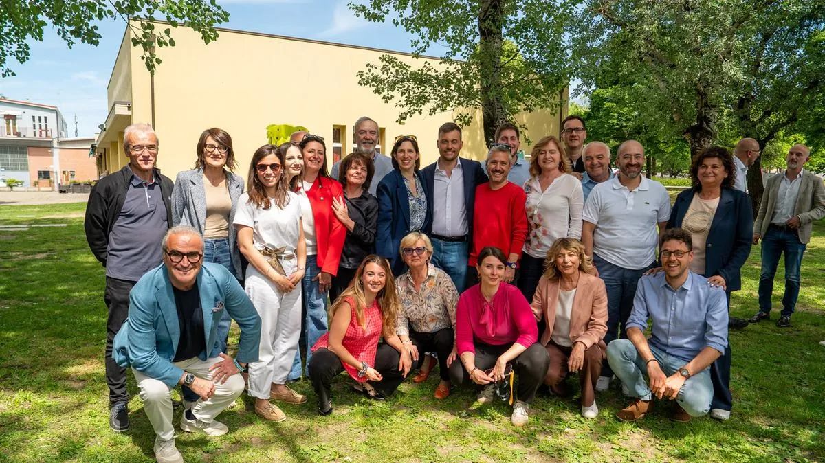 Elly Schlein: perché la sua critica al governo è importante per le elezioni comunali?