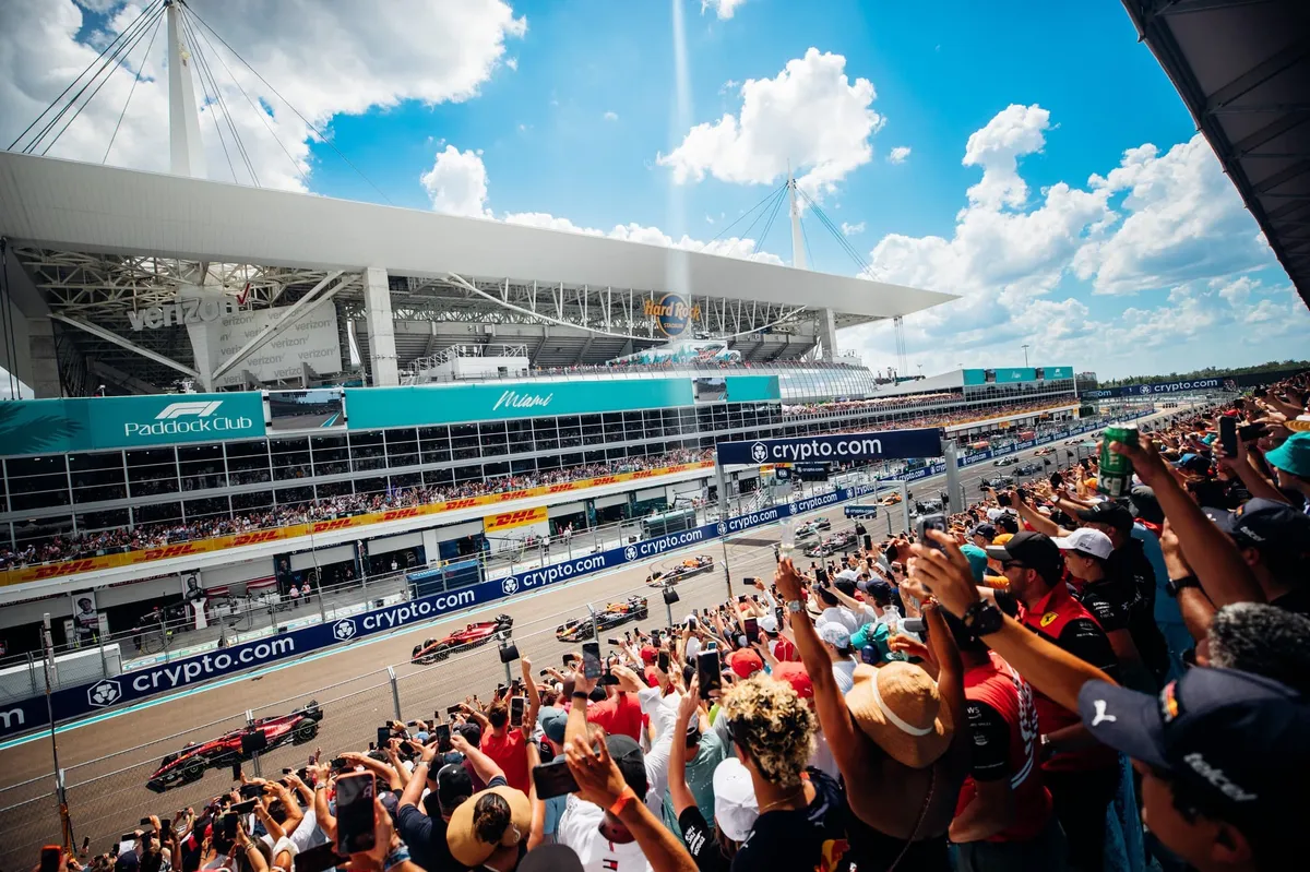 Orario F1 Miami: Perché la gara è stata anticipata?