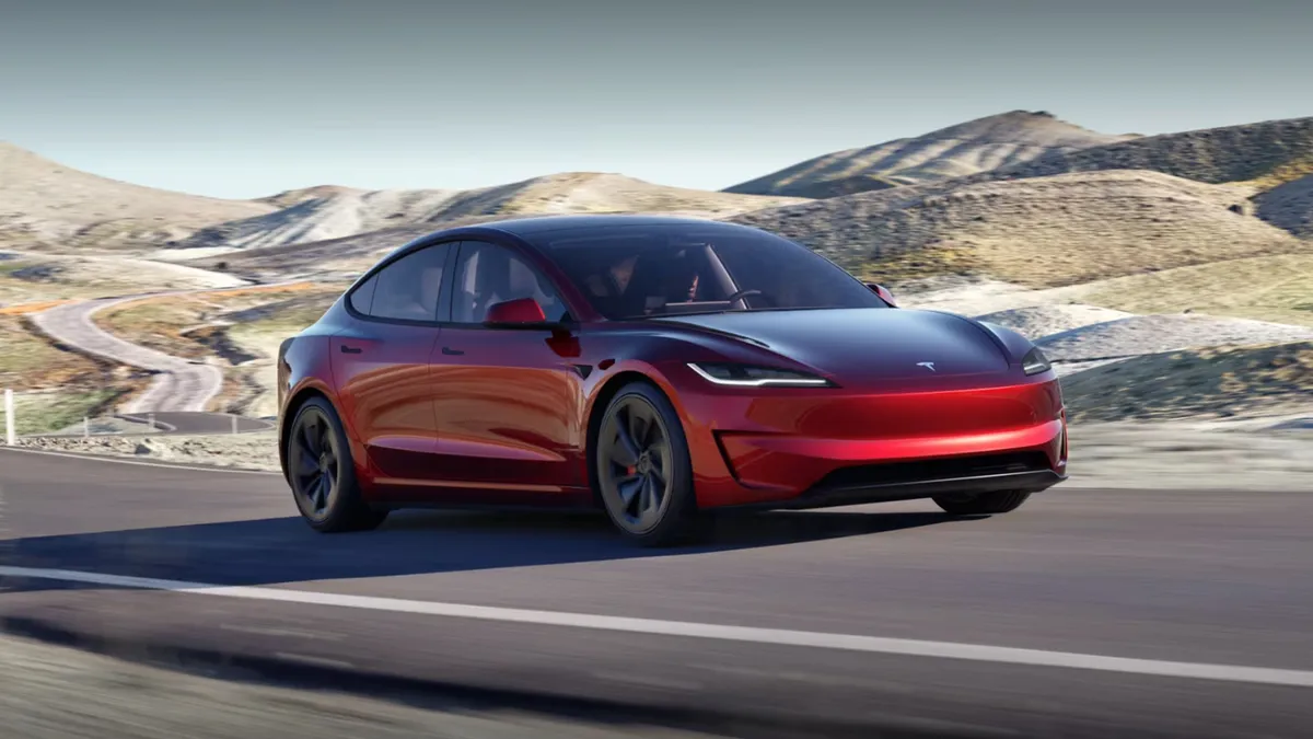 Tesla model 3: Perché la costa meno di 25.000 euro in Canada?