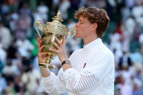 Il servizio di Sinner si trasforma in un’arma letale a Wimbledon