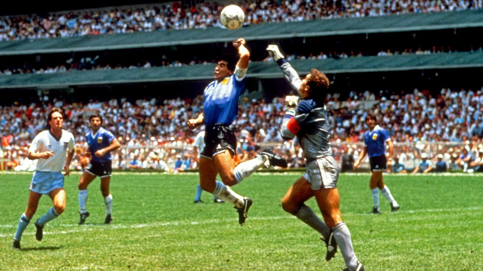 Mondiali 2026, Argentina-Inghilterra: le polemiche arbitrali e la storica rivalità accendono la semifinale