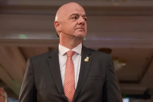Marocco, Infantino sotto pressione: offerta la finale dei Mondiali 2030 in cambio di sostegno