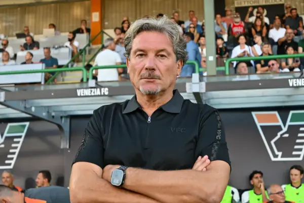 Milano: Amorim conferma l’esclusione di Leao per la partita contro il Venezia