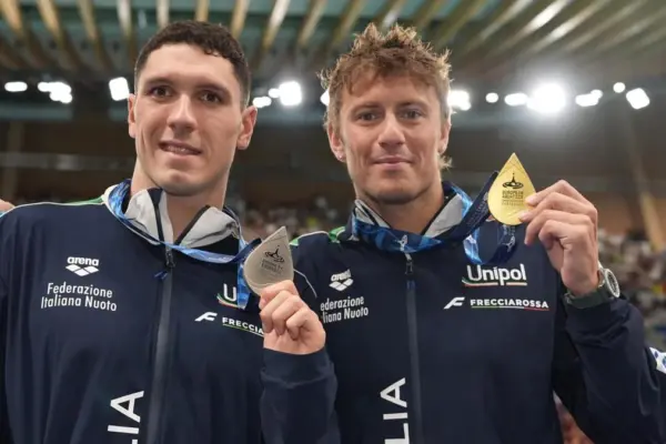 Parigi, Martinenghi oro e Cerasuolo argento nei 50 rana; Curtis bronzo con record italiano